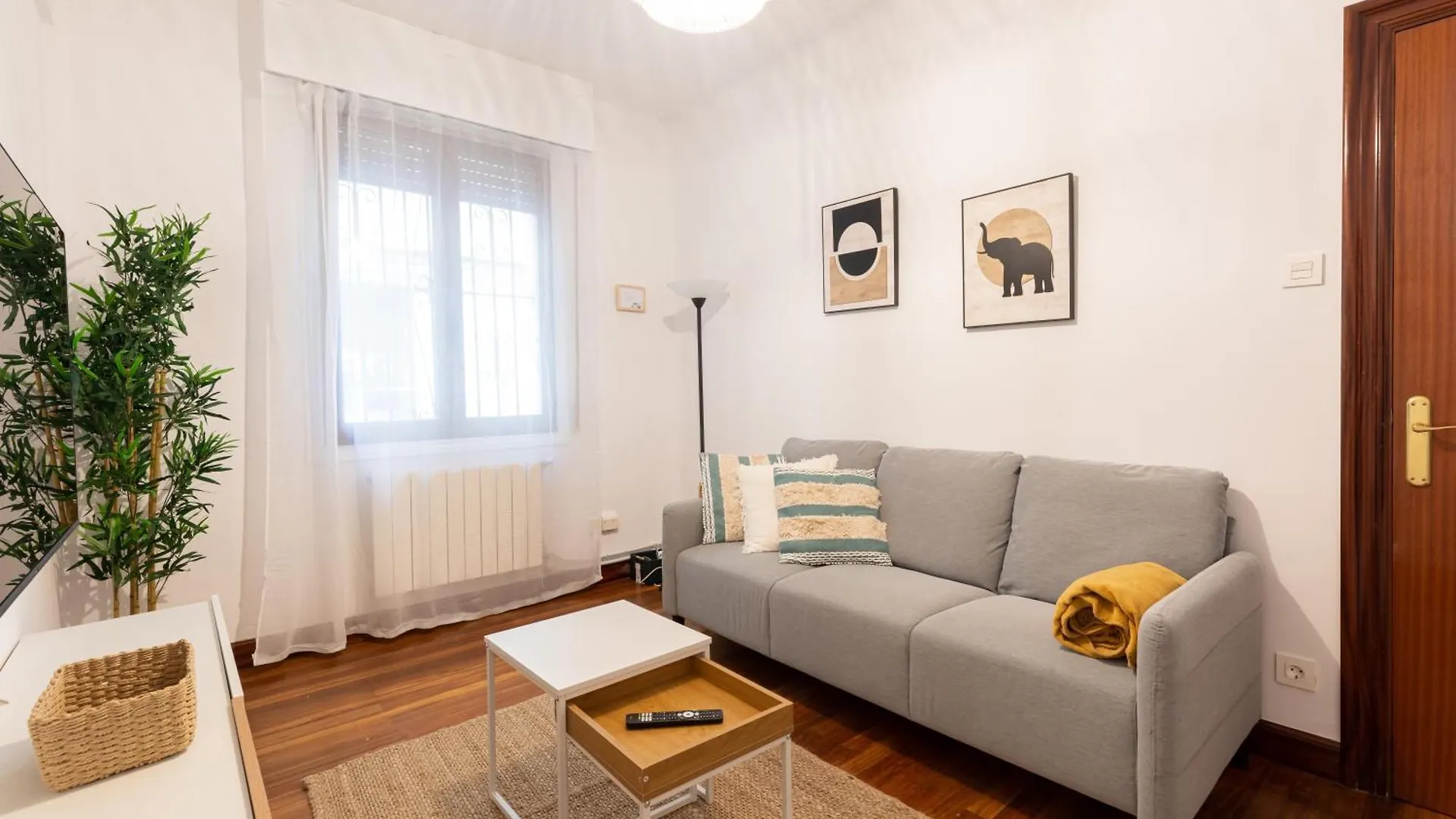 Bilbao Urban Stay Apartamento